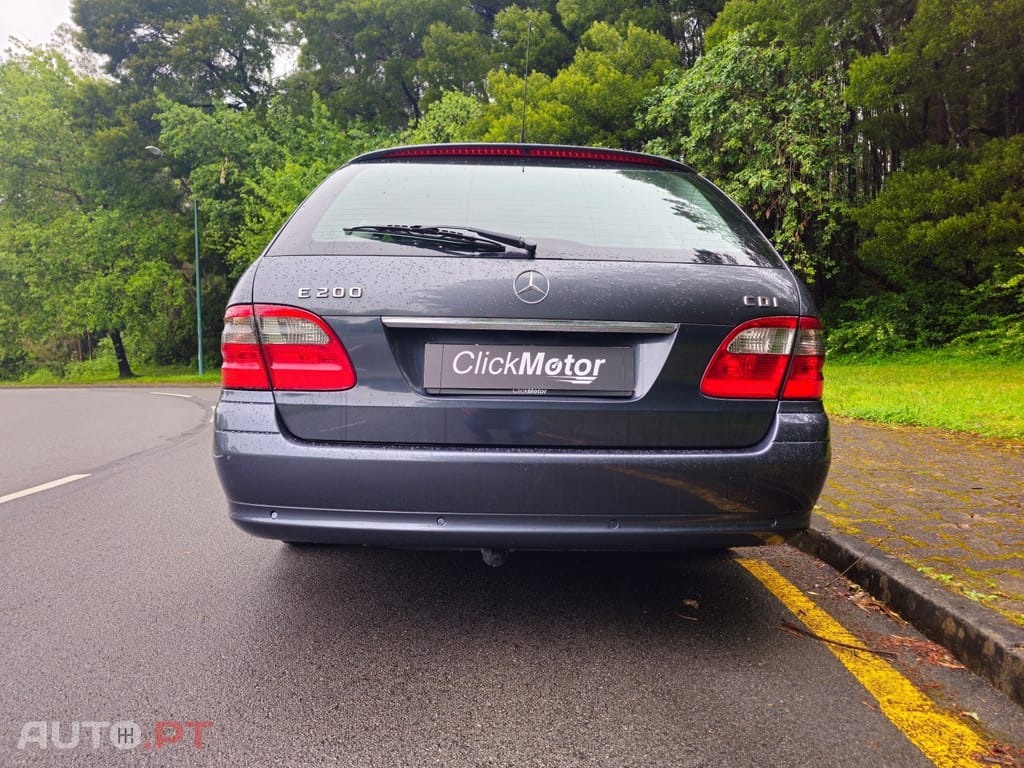 Mercedes-Benz E 200 T CDI Auto Classic