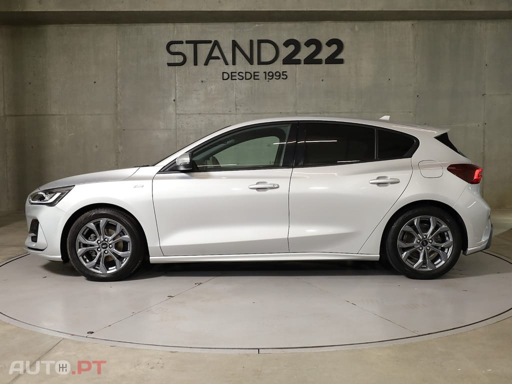 Ford Focus 1.0 EcoBoost MHEV ST-Line Aut