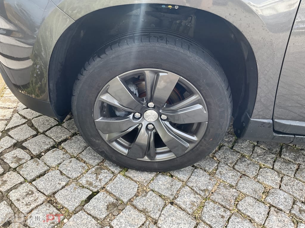 Peugeot 2008 1.2 PureTech Style