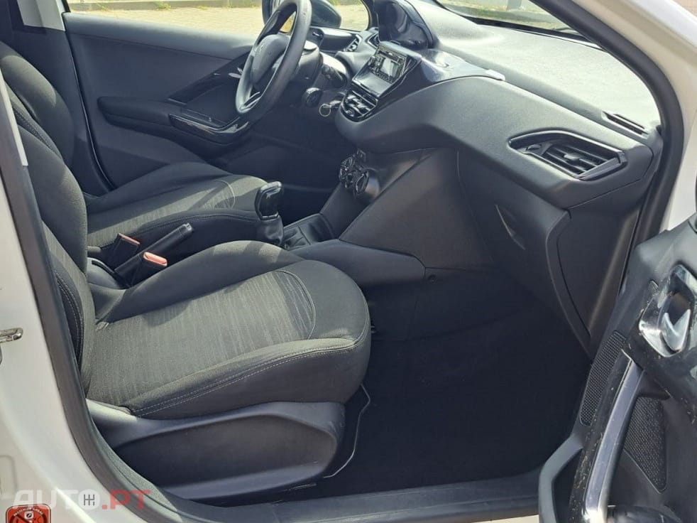 Peugeot 208 1.2 PureTech Access