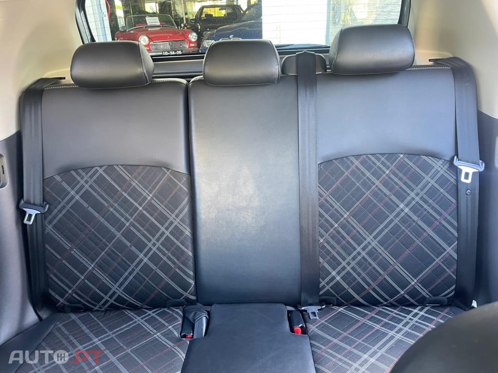 Mitsubishi Space Star 1.2 Intense CVT