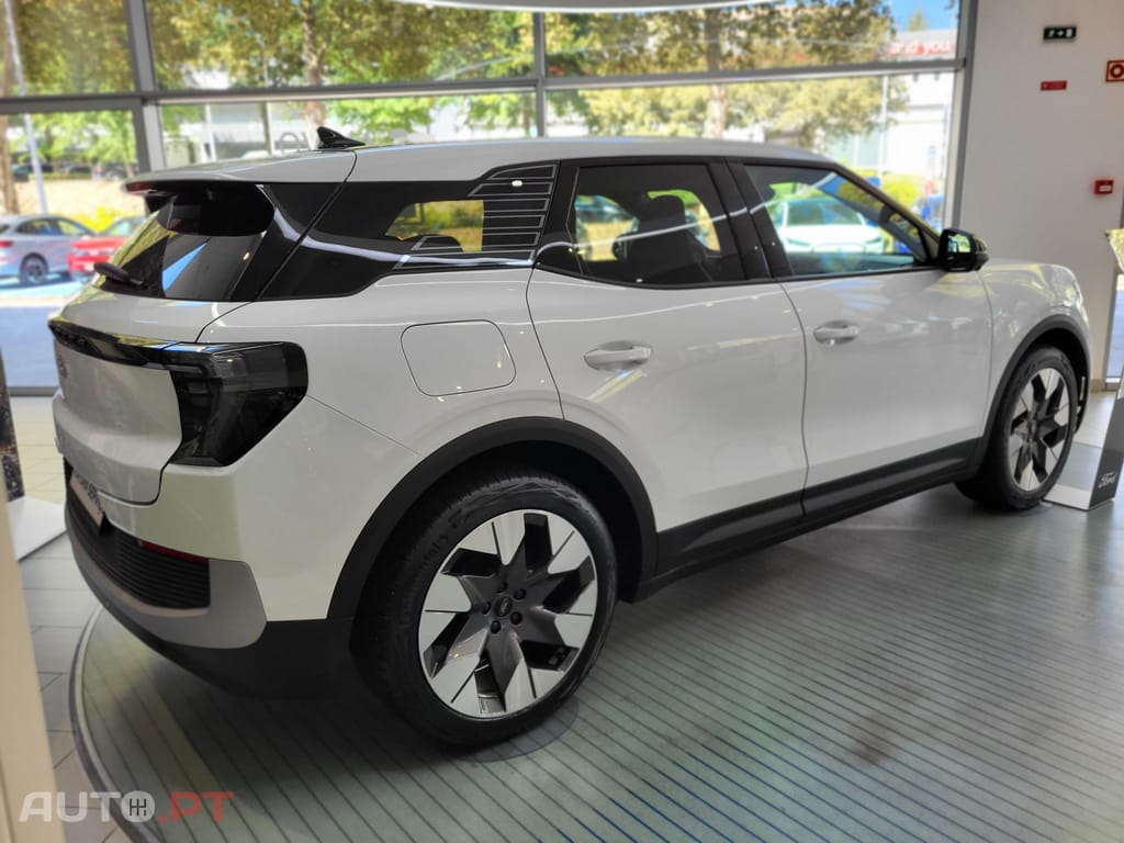 Ford Explorer 77 kWh Premium