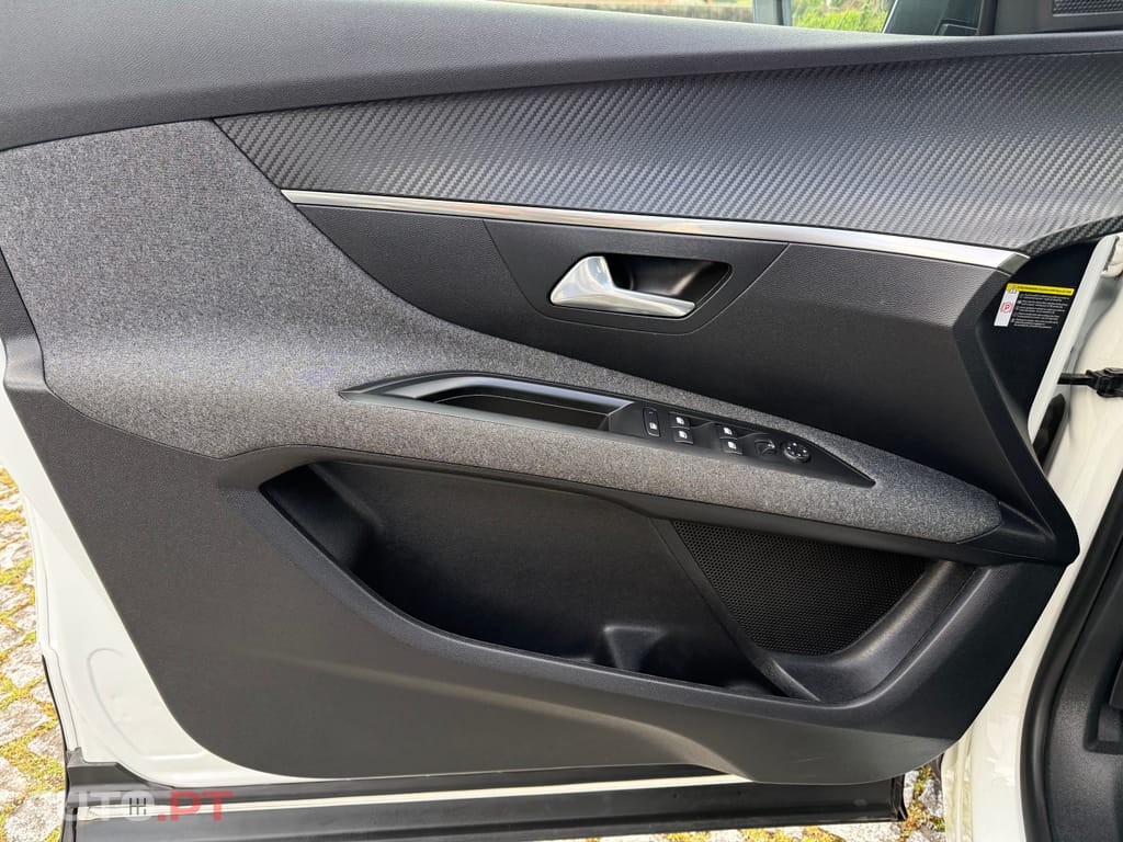 Peugeot 3008 1.5 BlueHDi Style
