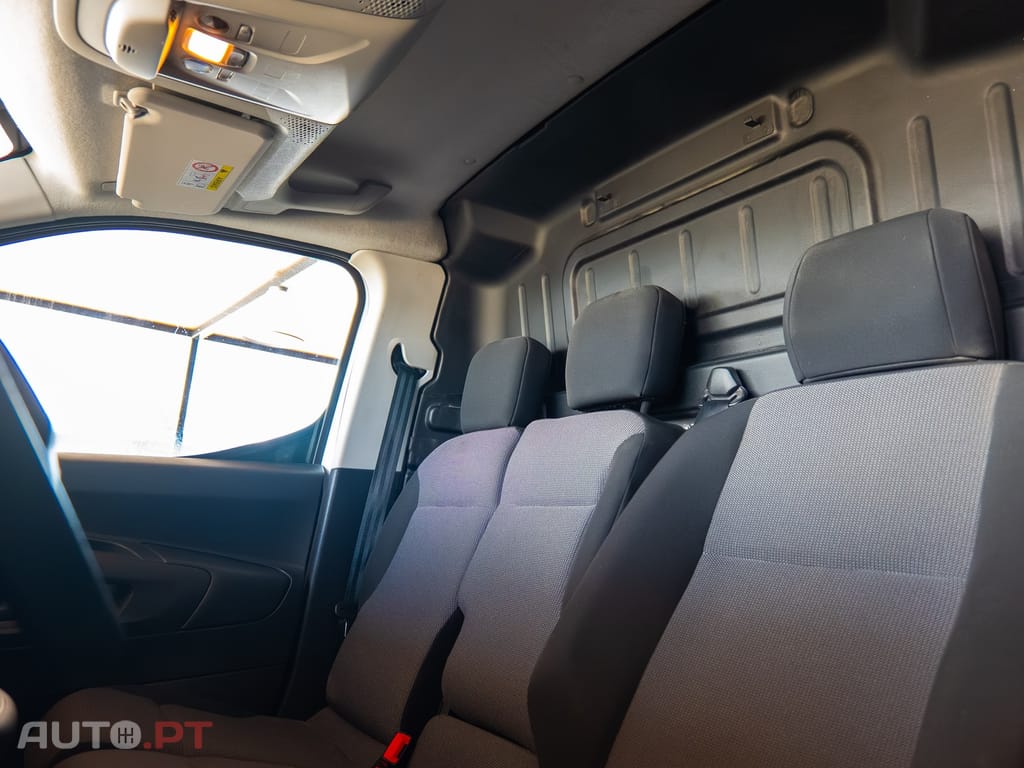 Peugeot Partner 1.5 BlueHDi Premium Standard