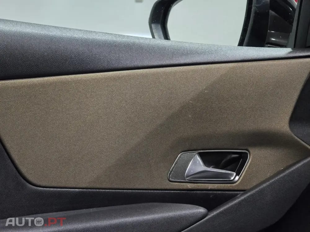 DS DS7 Crossback E-Tense Bastille+ EAT8