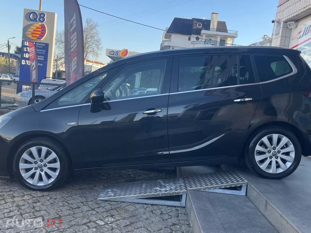 Opel Zafira Tourer 2.0 CDTI ecoFLEX S&S Innovation