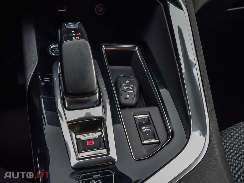 Peugeot 3008 1.6 Hybrid4 Allure Pack e-EAT8