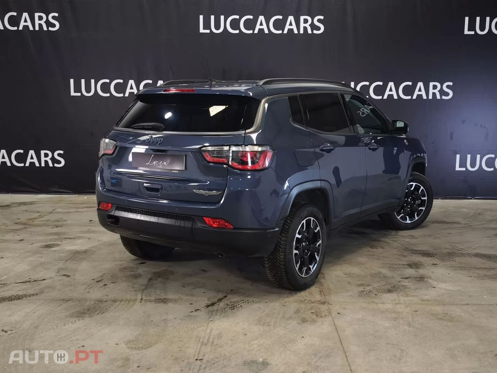 Jeep Compass 1.3 TG 4Xe Trailhawk