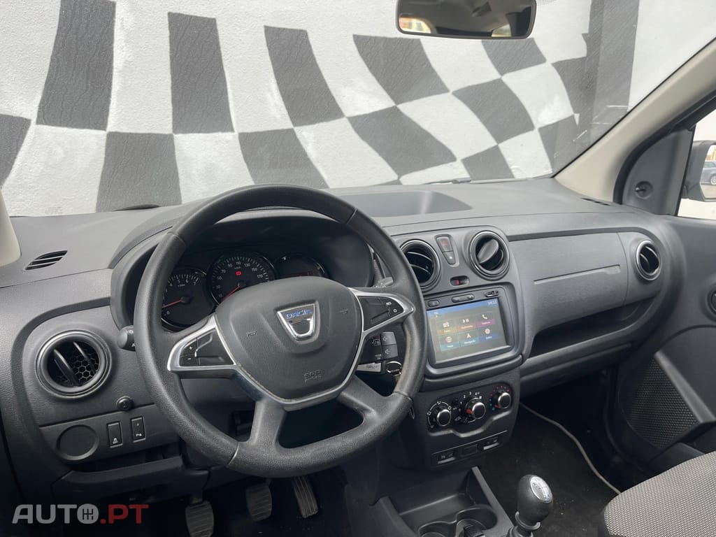 Dacia Lodgy 1.5 Blue dCi Stepway 7L