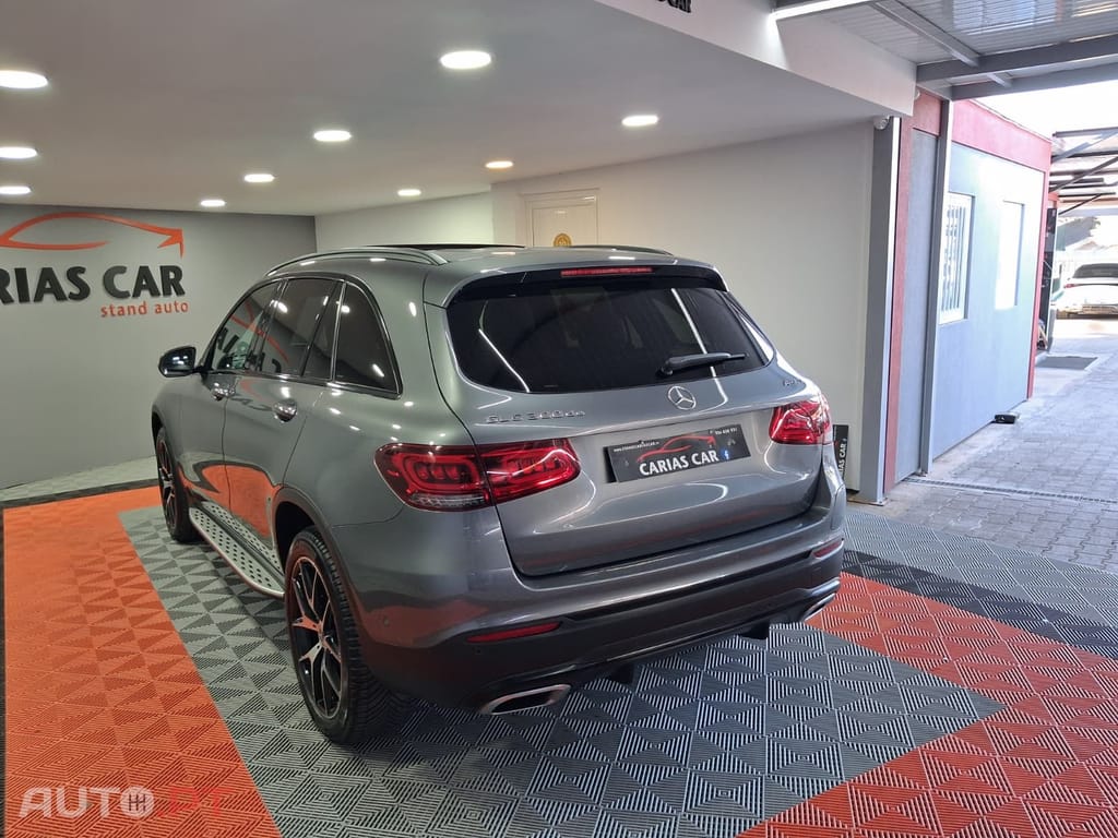 Mercedes-Benz GLC 300 de 4MATIC AMG Line