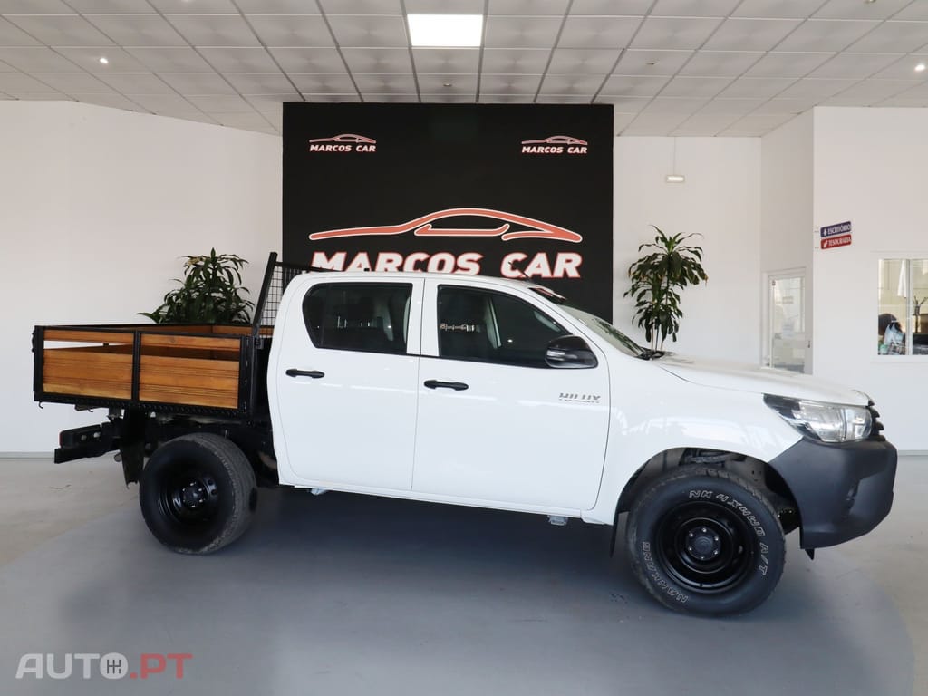 Toyota Hilux 2.4D LN105L CX MADEIRA