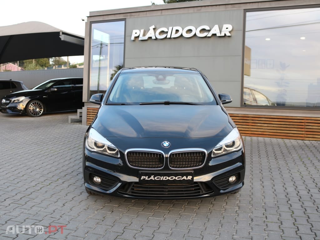 BMW 218 d Auto