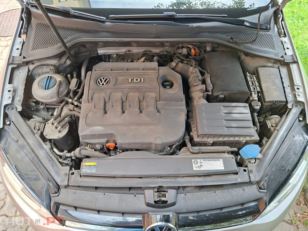 Volkswagen Golf Golf 1.5 TDI Confortline DSG