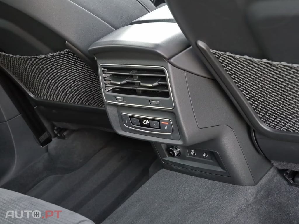 Audi Q7 55 TFSIe qu. S line