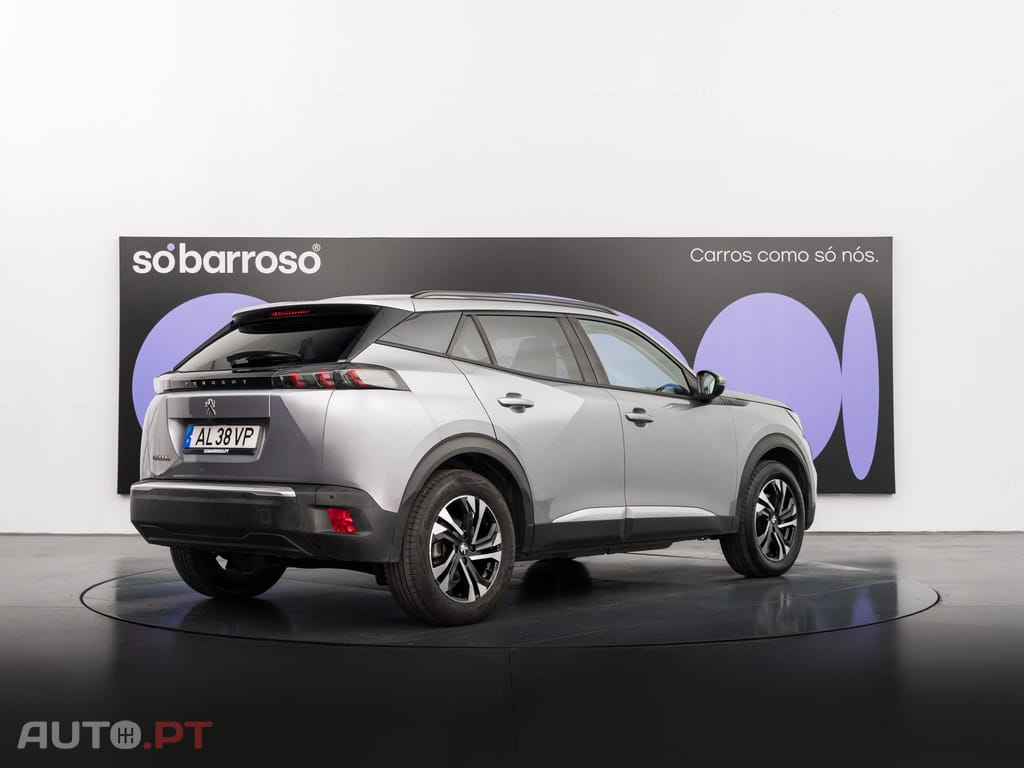 Peugeot E-2008 50 kWh Allure Pack