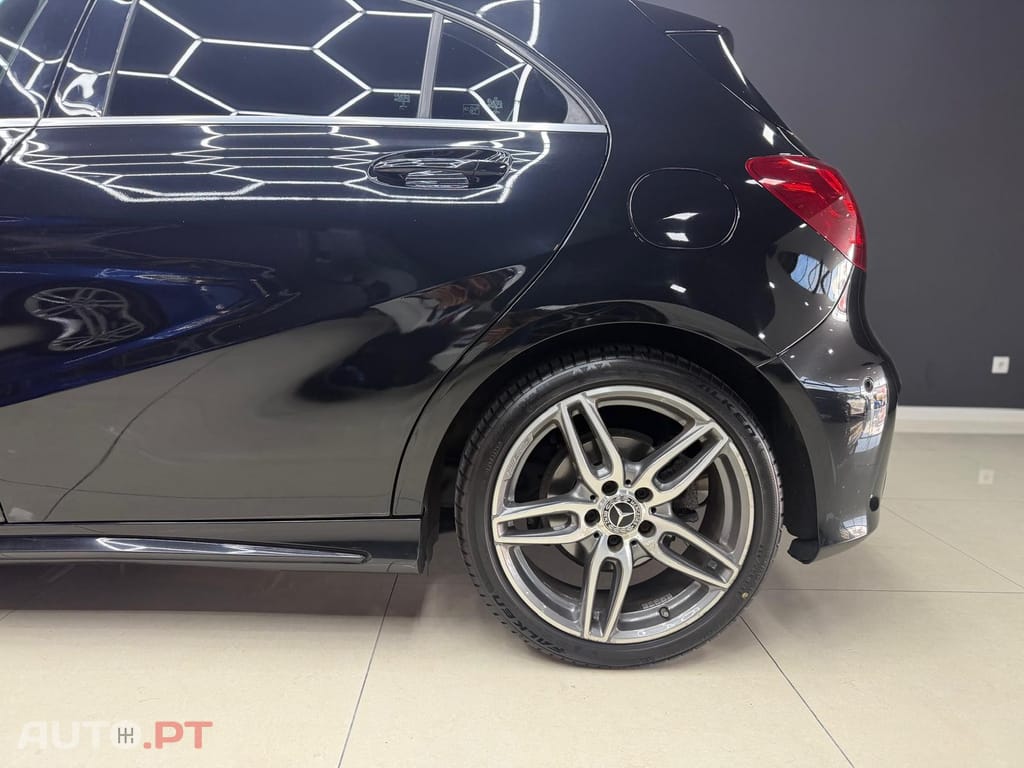 Mercedes-Benz A 180 7G-DCT AMG Line