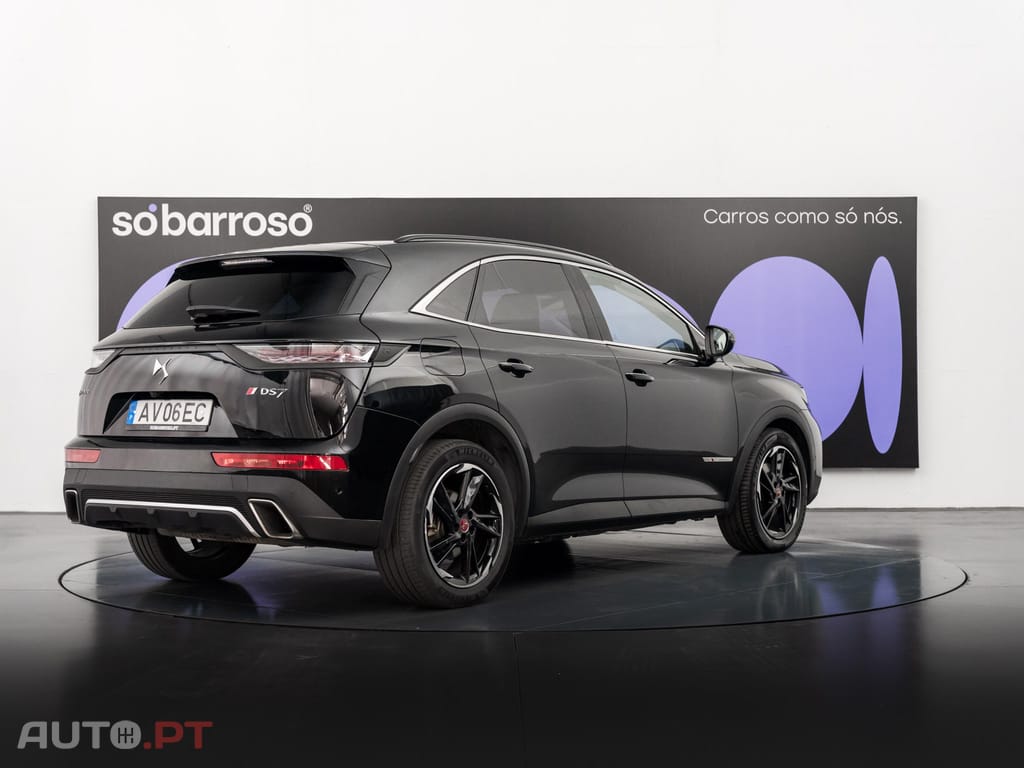 DS DS7 Crossback E-Tense Performance Line EAT8