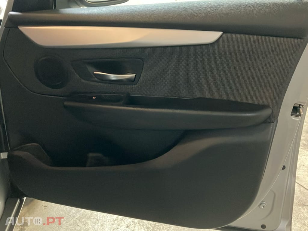 BMW 216 d Coporate Edition