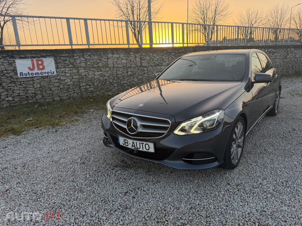 Mercedes-Benz E 300 BLUETEC Hybrid Avantgarde