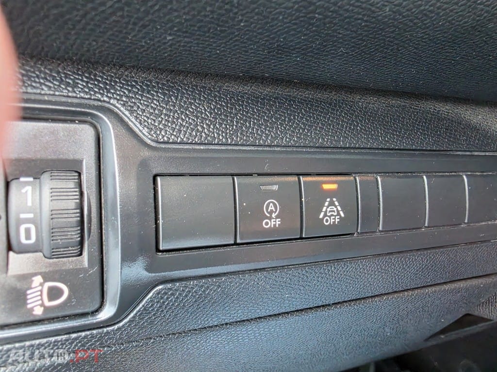 Peugeot 308 SW BlueHDi 130 EAT8 Business