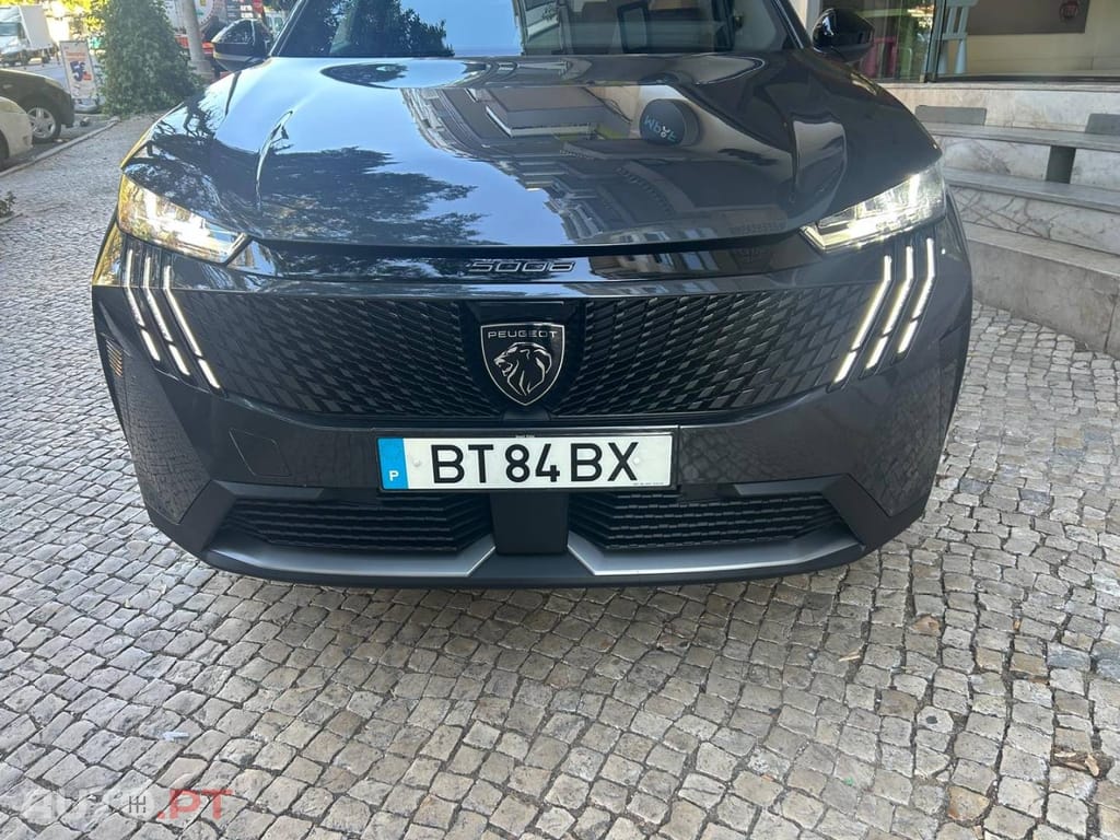 Peugeot 5008 1.2 Hybrid Allure e-DCS6