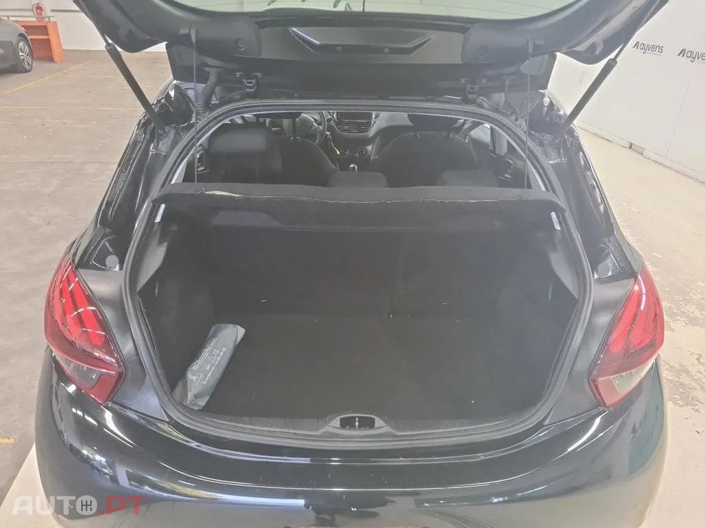 Peugeot 208 1.5 BlueHDi Signature