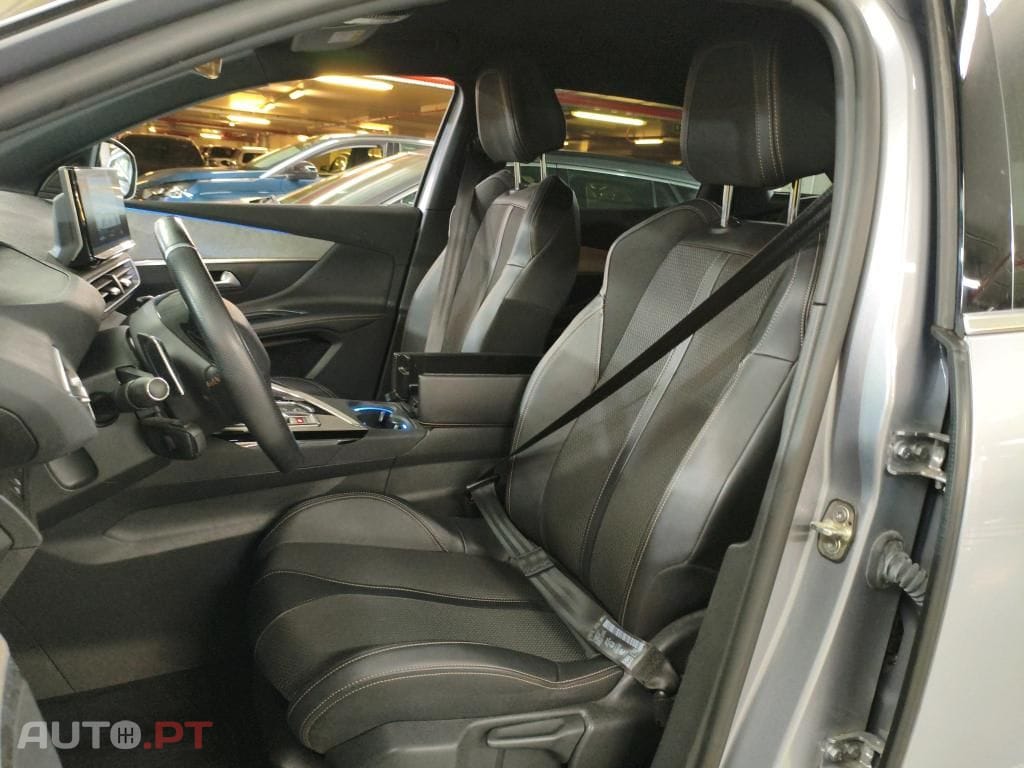 Peugeot 3008 1.5 BlueHDi GT EAT8