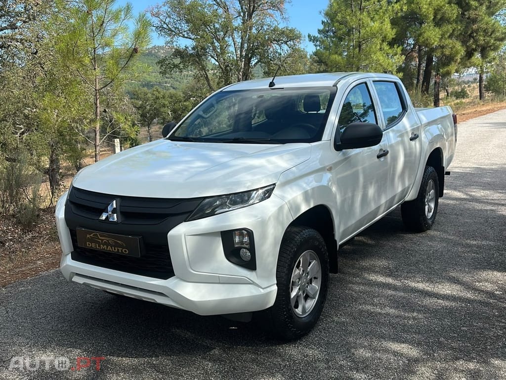 Mitsubishi L200 2.3 DI-D CD Invite 4WD