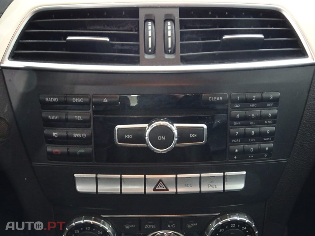 Mercedes-Benz C 200 Outro