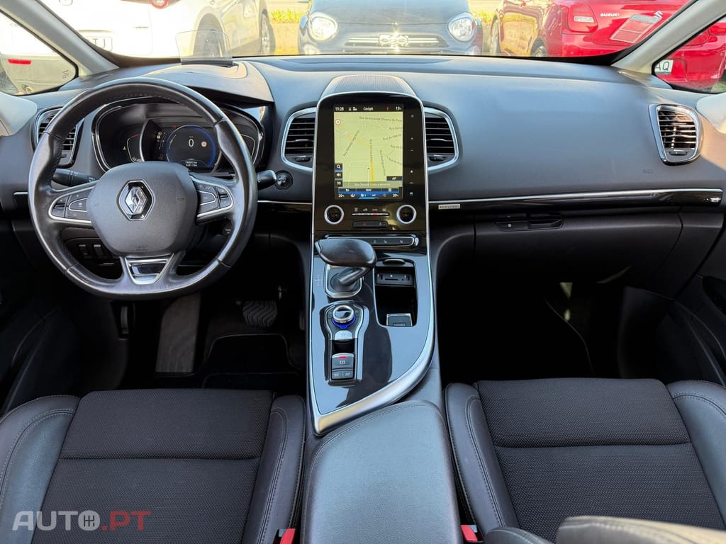 Renault Espace 1.6 dCi Initiale Paris EDC