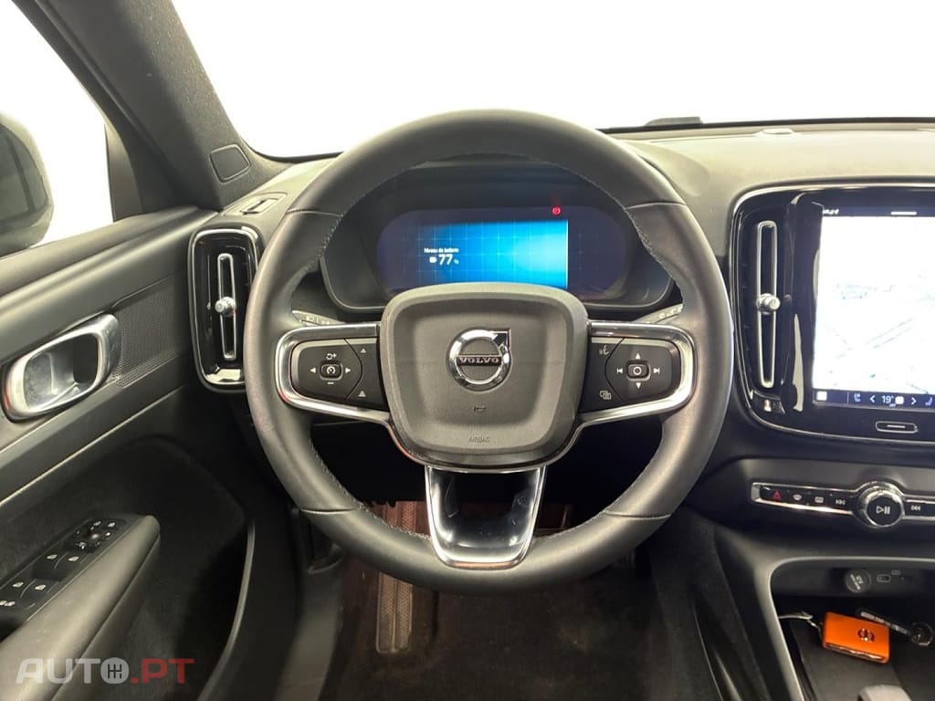 Volvo XC40 Recharge Start