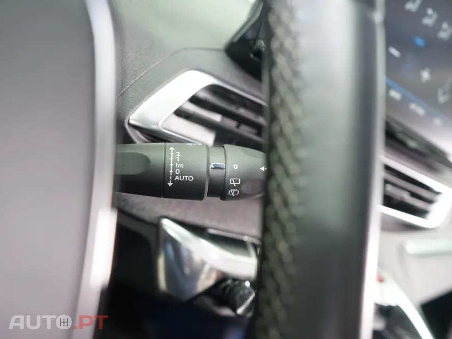 Peugeot 3008 1.5 BlueHDi Allure