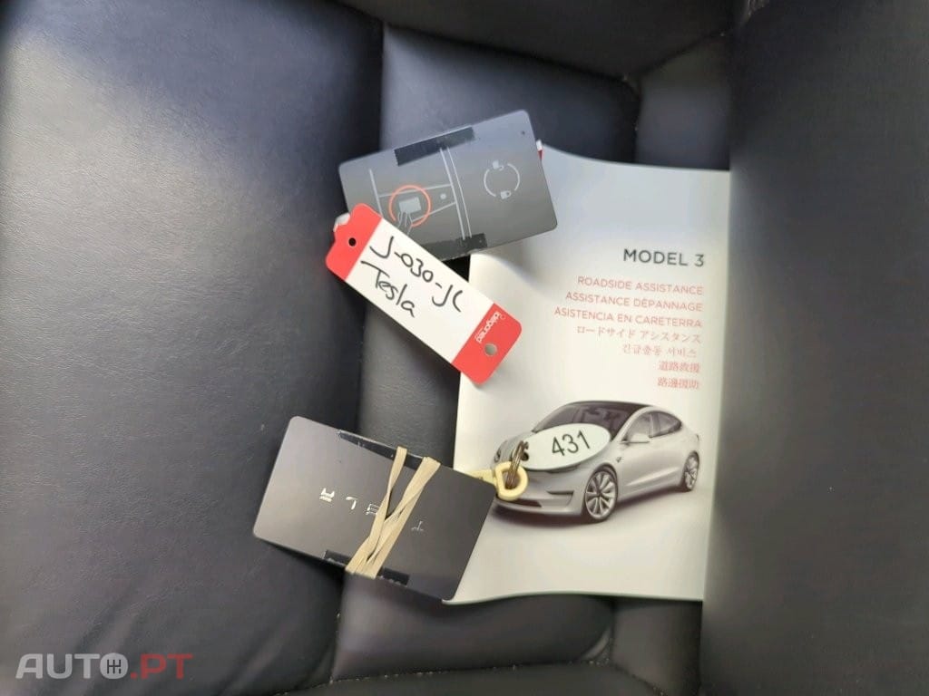Tesla Model 3 Tração Traseira