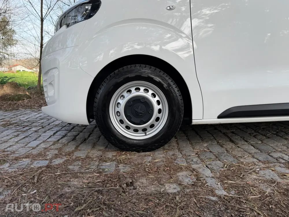 Peugeot Expert 1.5 BlueHDi L2H1 Semi-Vidrado