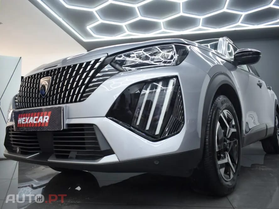 Peugeot 2008 1.2 PureTech Allure EAT8