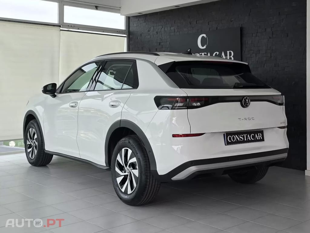 Volkswagen T-Roc 1.5 eTSI Trend DSG