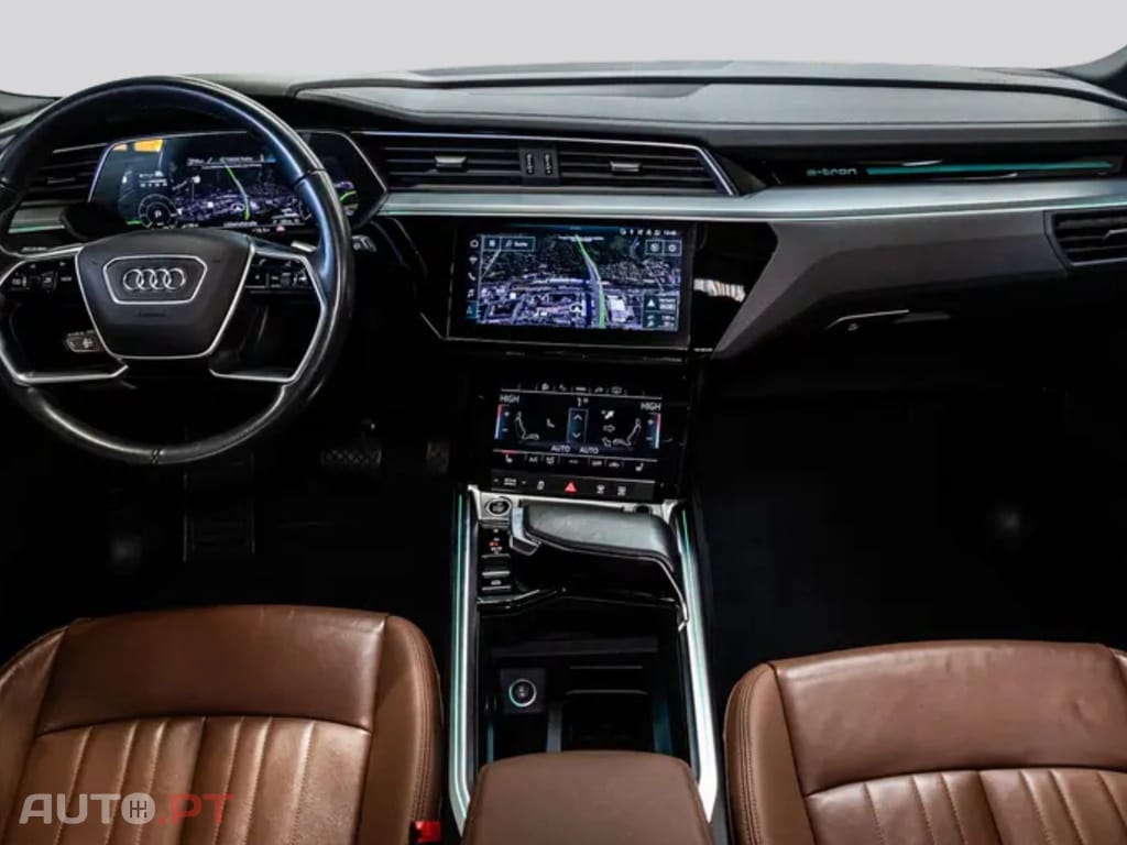 Audi E-Tron I.V.A DEDUTIVEL 55 S LINE 
