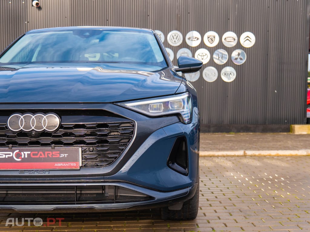 Audi Q8 E-Tron 55 quattro Advanced