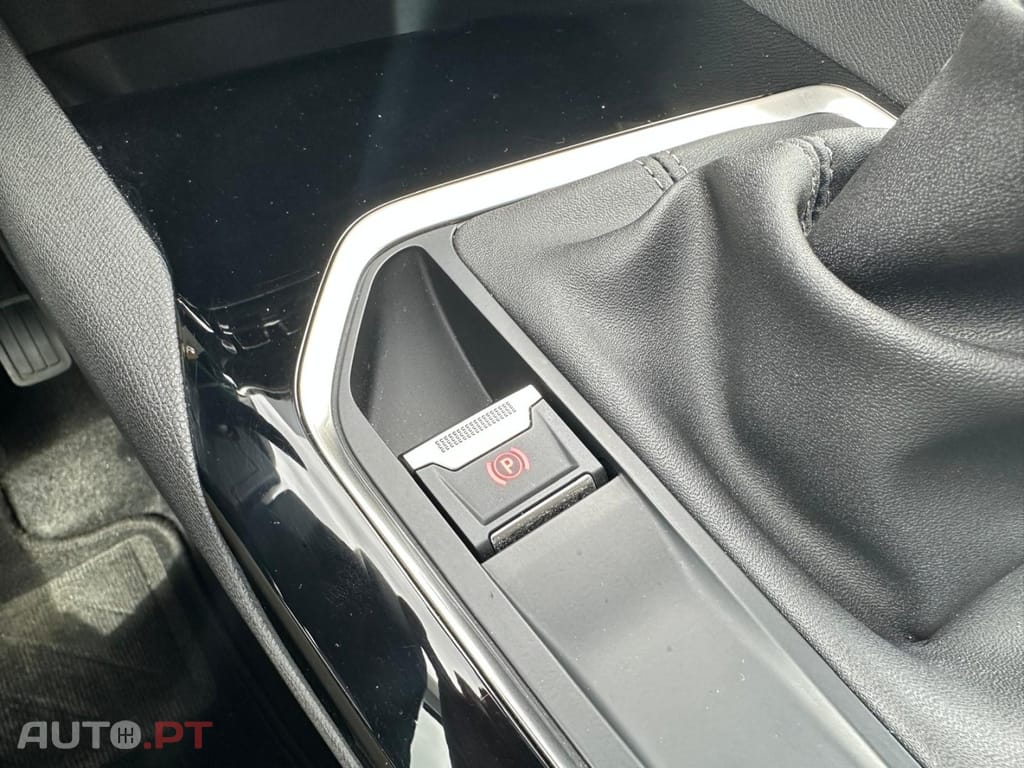 Peugeot 3008 1.5 BlueHDi Allure