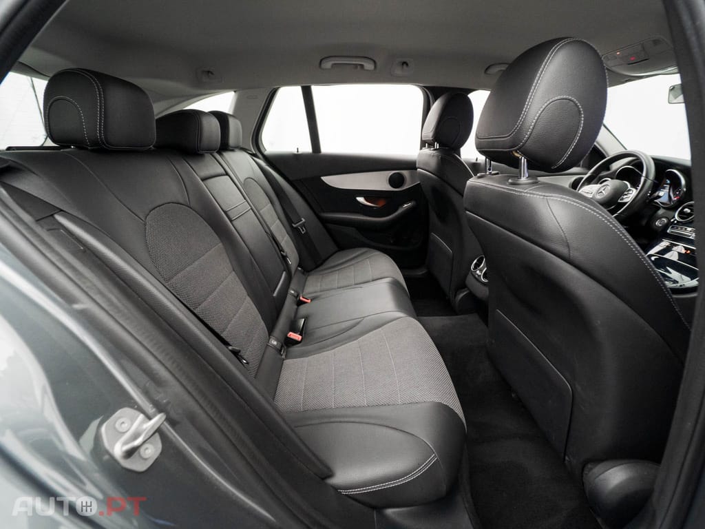 Mercedes-Benz C 300 de Avantgarde