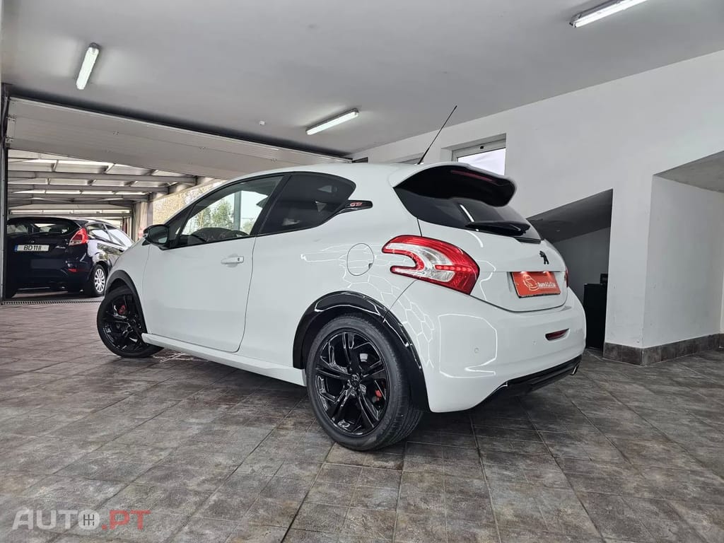 Peugeot 208 GTI 200 THP