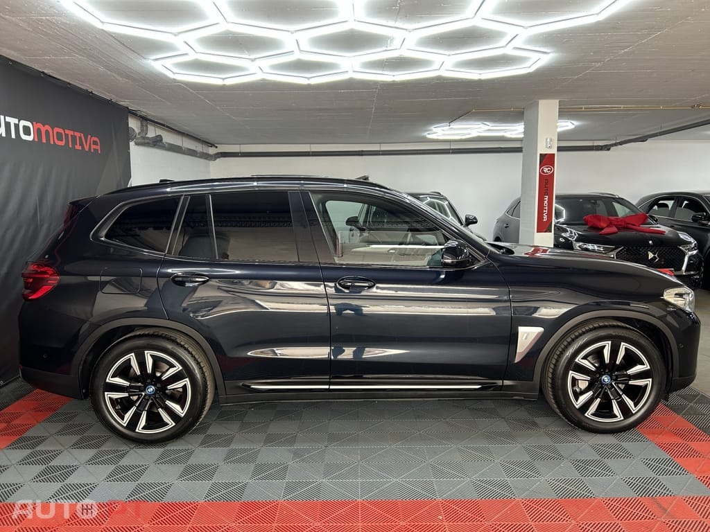 BMW iX3 Inspiring
