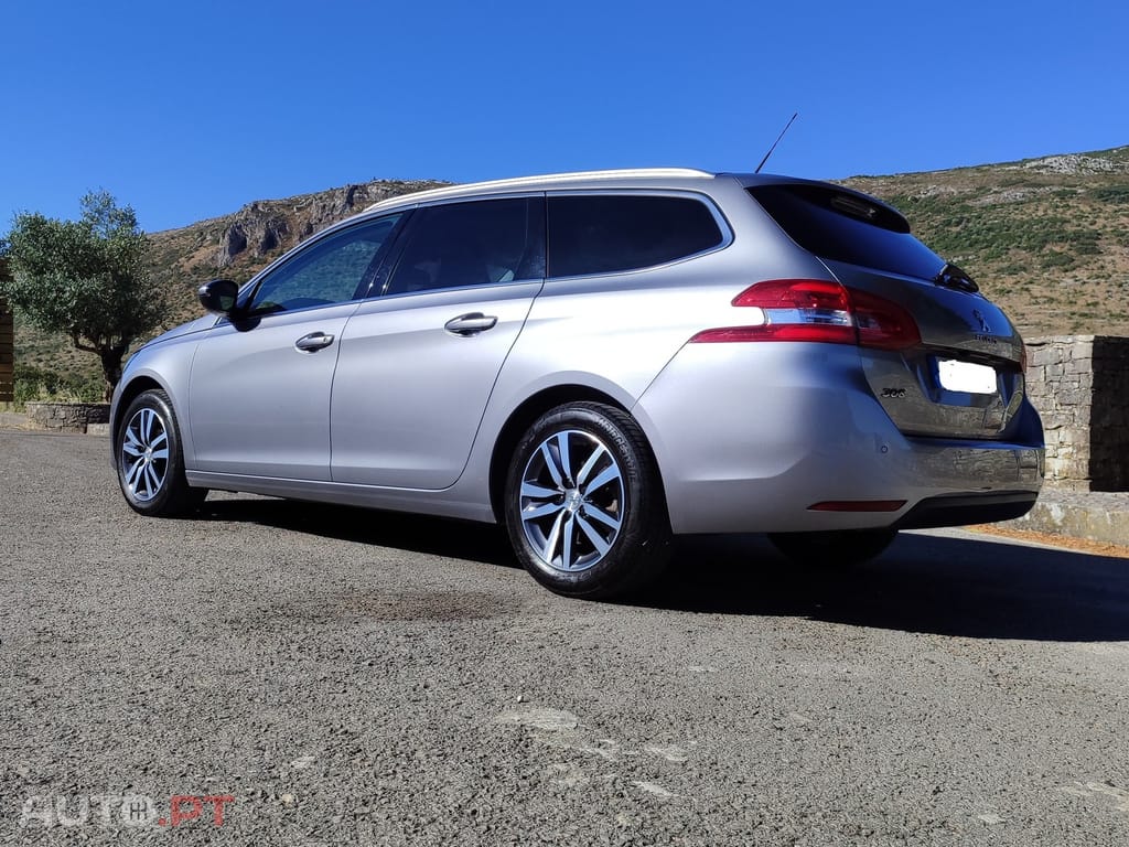 Peugeot 308 SW 1.2 Puretech