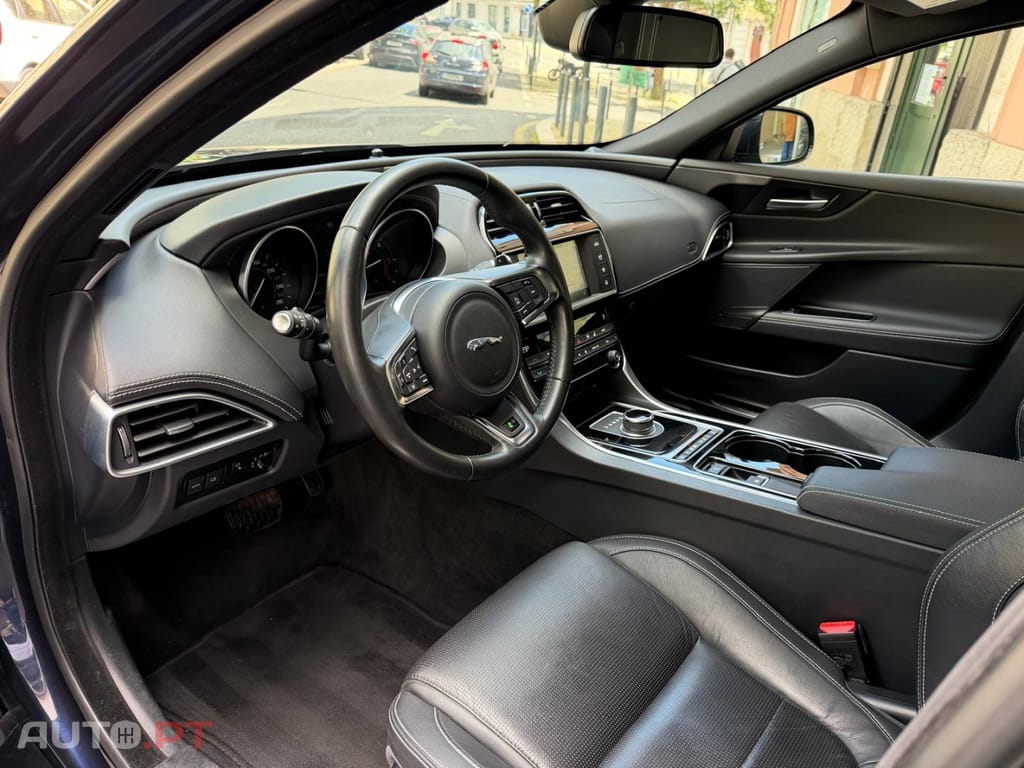 Jaguar XE 2.0 D R-Sport Aut.