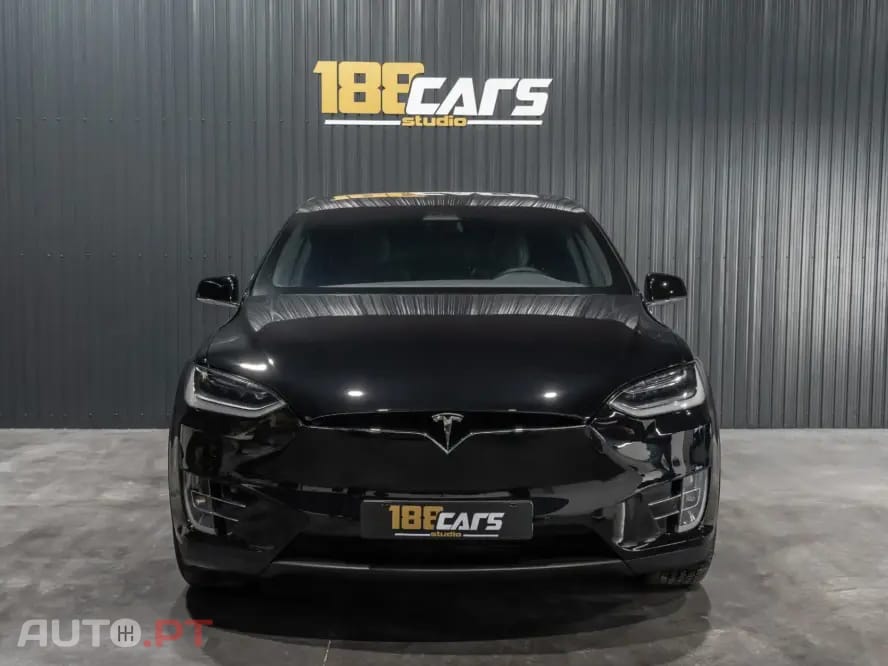 Tesla Model X 100D