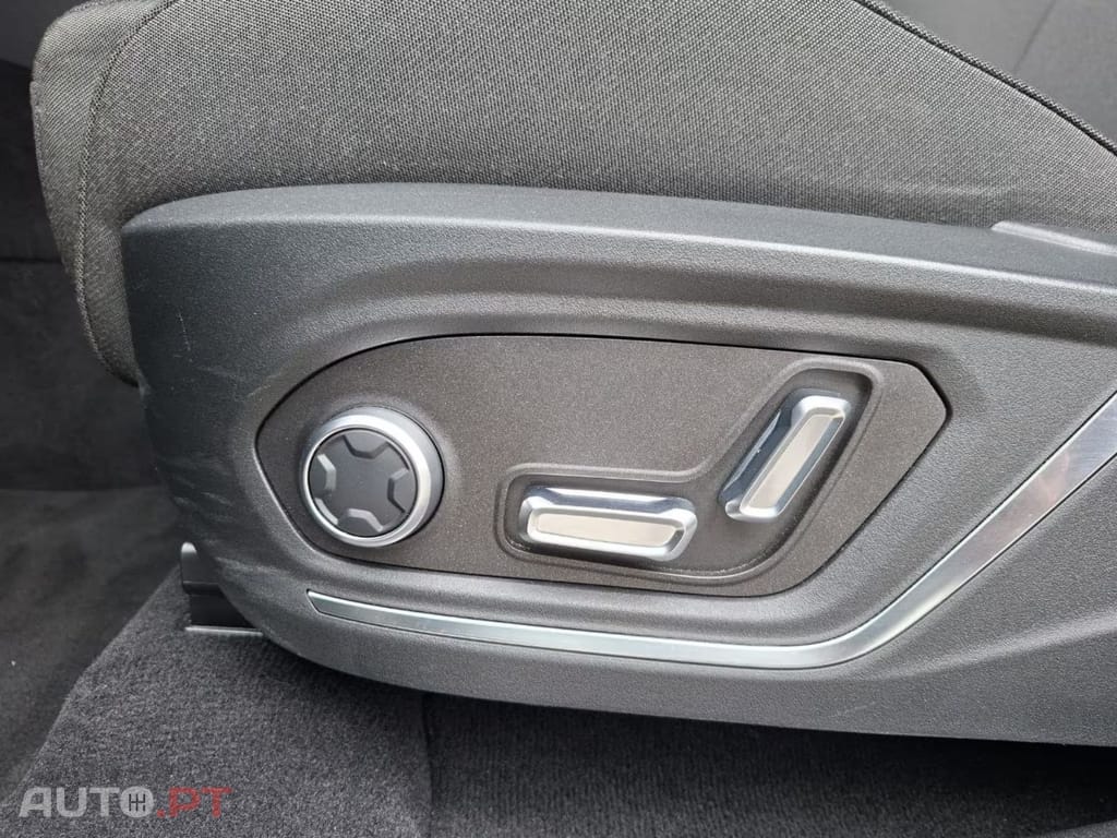 Lynk & Co 01 PHEV I.V.A DEDUTÍVEL 