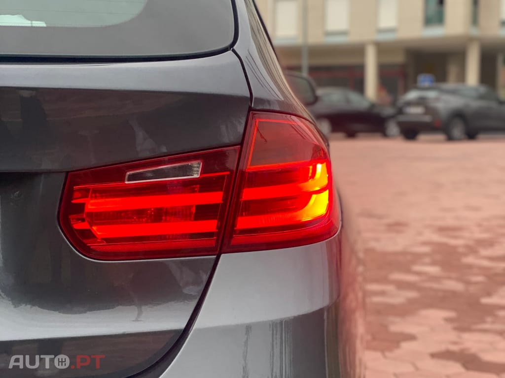 BMW 320 d Touring Sport-Aut. Blue Performance Modern Line
