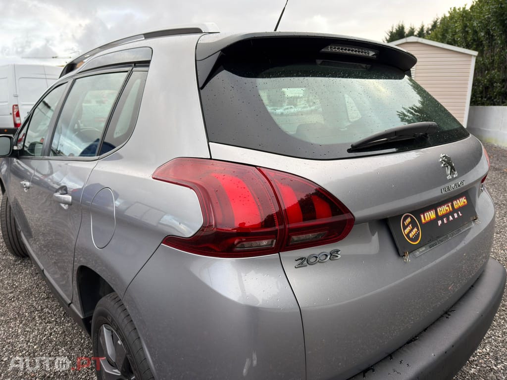 Peugeot 2008 1.2 PureTech Active