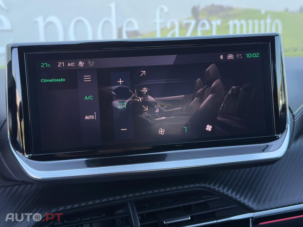 Peugeot 2008 1.2 PureTech GT EAT8