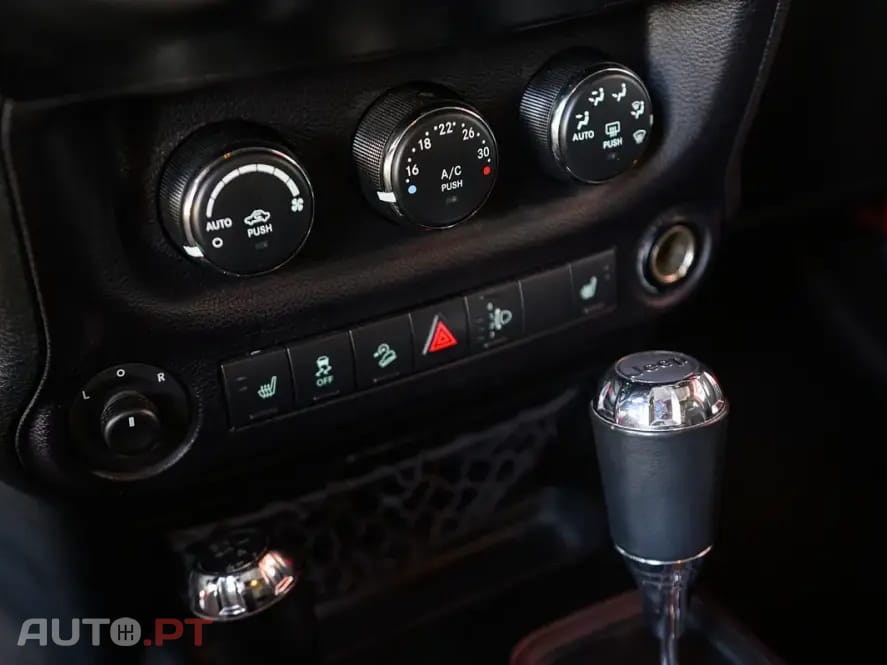 Jeep Wrangler 2.8 CRD Auto Sport